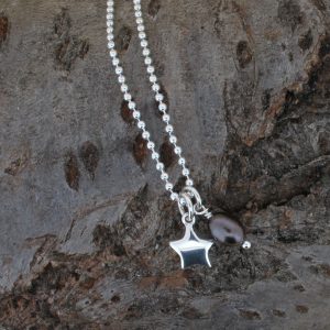 Star & Petrol Pearl Necklace