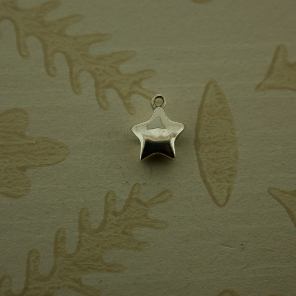 small silver star charm