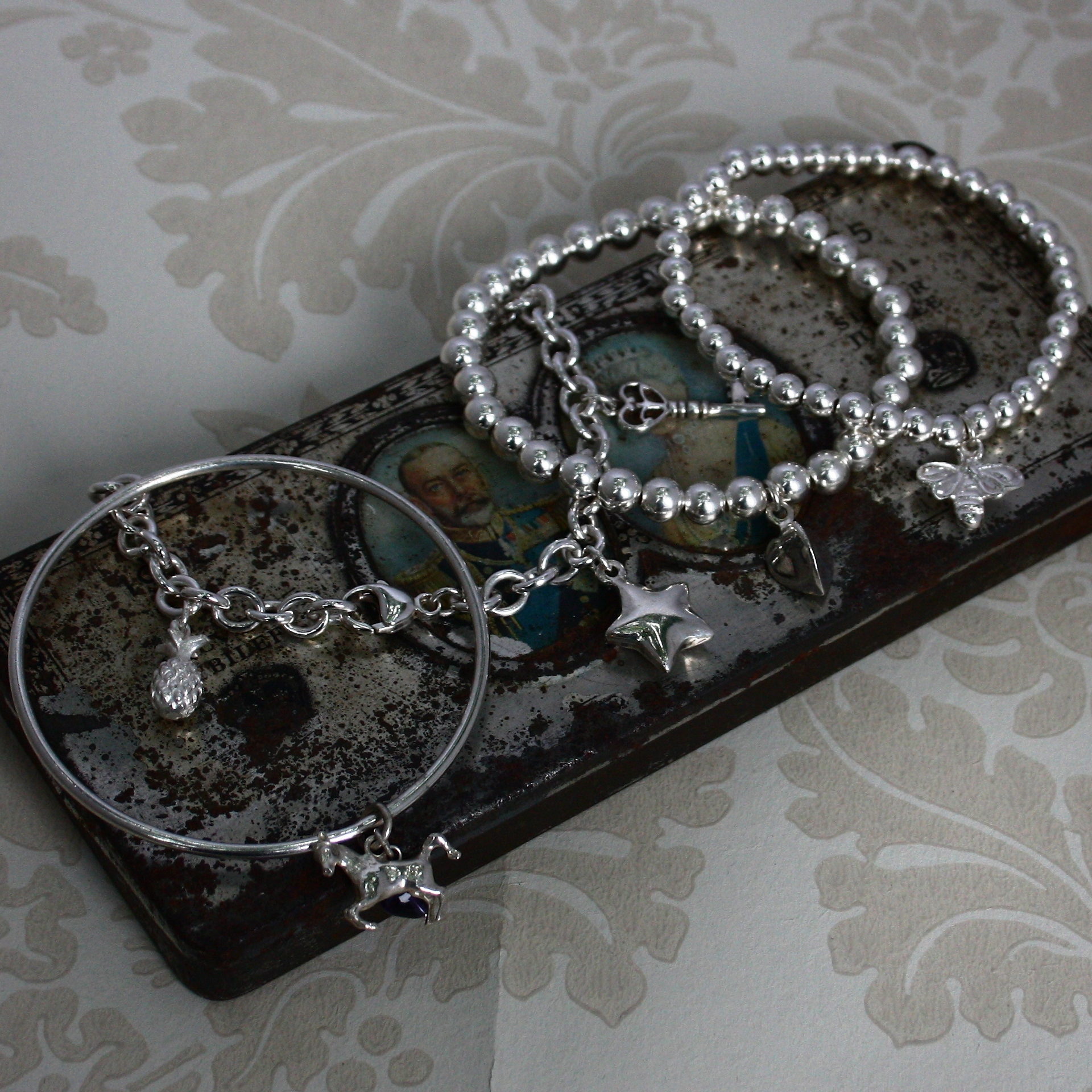 Bracelet